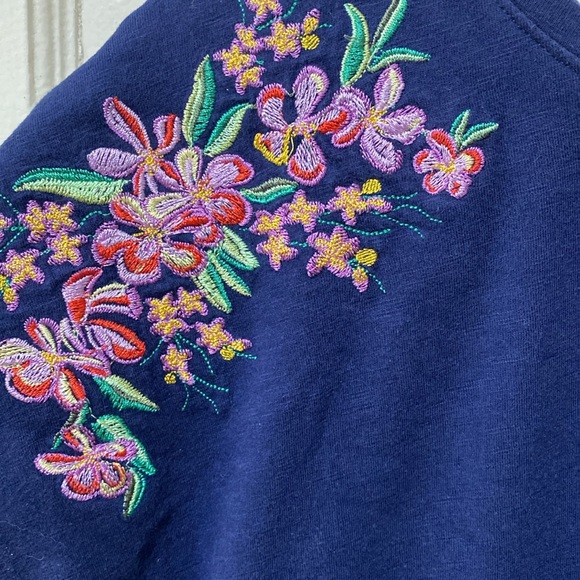 Blue St. john’s Bay Embroidered T Shirt - Picture 2 of 5